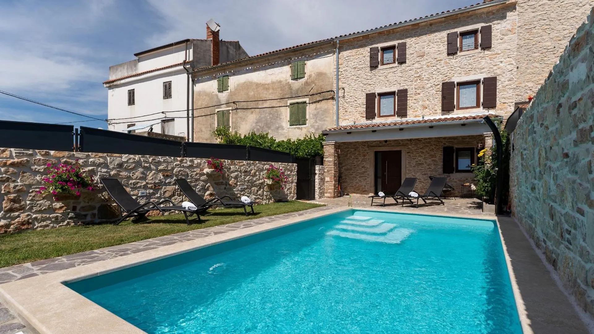Rustic Villa Stone House With Pool In Umag Cepljani Kroatien
